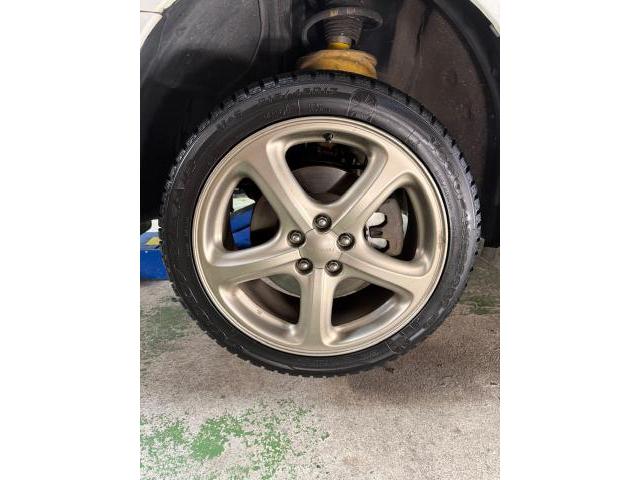 スバル　レガシィＢ４　タイヤ交換