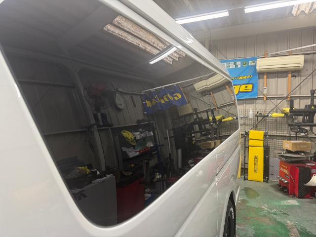 トヨタ　ハイエースワゴン　ボディコーティング