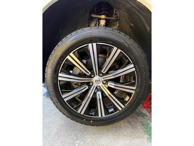 ボルボ　ＸＣ９０　タイヤ交換