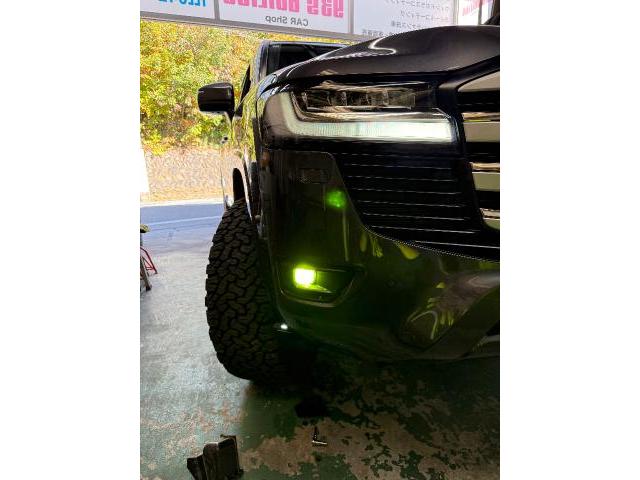 トヨタ　ランドクルーザー　ライト・ウィンカー類交換