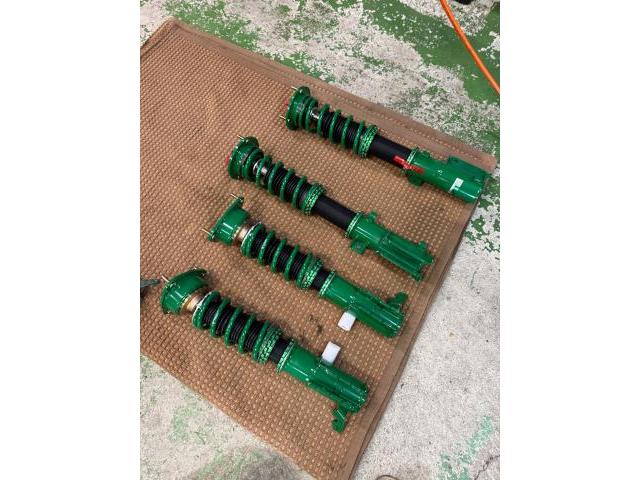 トヨタ　カローラレビン　持込取付