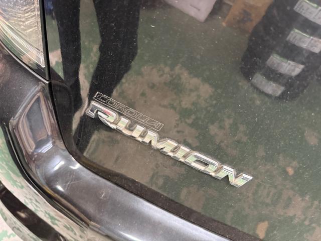 トヨタ　カローラルミオン　タイヤ交換