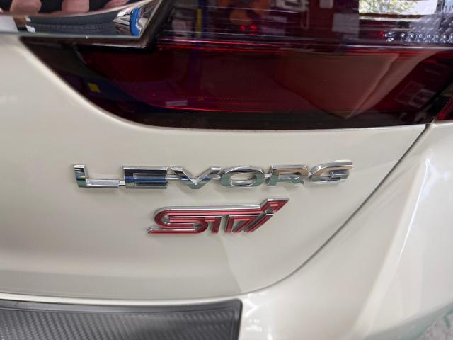 スバル　レヴォーグ　タイヤ交換