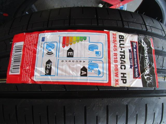 トヨタ　プリウスα　225/45R18　4本　新品　タイヤ交換　タイヤピット　高崎　富岡　甘楽　吉井　藤岡