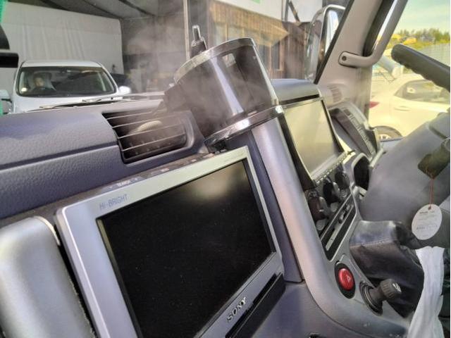 MITSUBISHI 三菱ふそう　キャンター 積載車 エアコンクリーニング エアコン匂い 花粉 福岡 熊本 久留米 高知