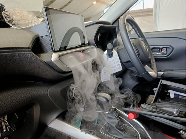 TOYOTA トヨタ ライズ 福岡 久留米 灯油をこぼした！ 車内クリーニングとカーエアコンクリーニング  保険の対応ができますのでお氣軽にお電話ください！