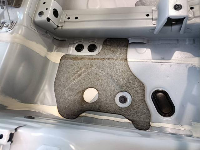 TOYOTA トヨタ ライズ 福岡 久留米 灯油をこぼした！ 車内クリーニングとカーエアコンクリーニング  保険の対応ができますのでお氣軽にお電話ください！