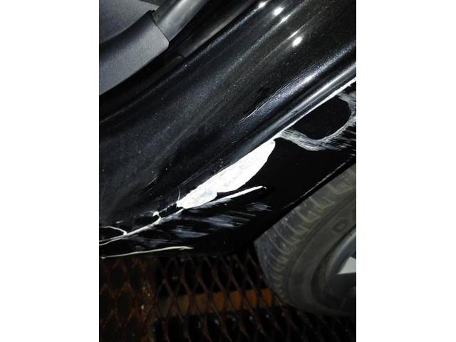 TOYOTA　アクア　左ドア　左クウォーター　左ロッカーパネル　リアバンパー　鈑金塗装　群馬県　伊勢崎市