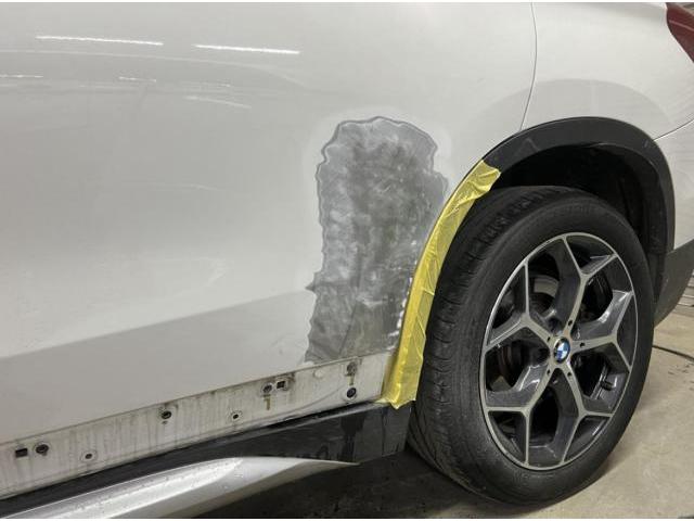 BMW　X1　鈑金塗装