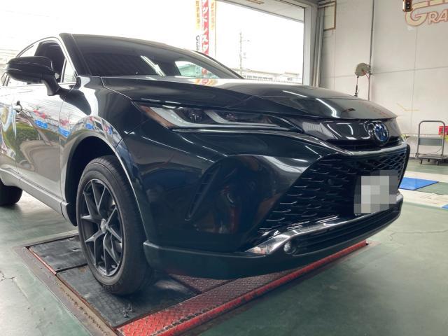 トヨタ ハリアーハイブリッド AXUH80 フロントバンパー トヨタ ハリアーハイブリッド AXUH80 フロントバンパー