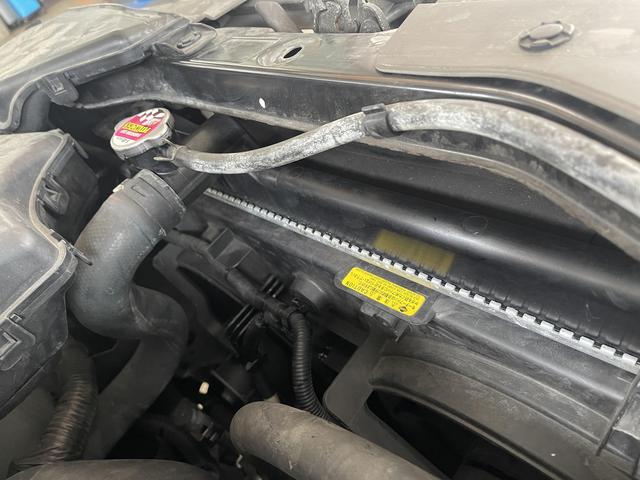 C25セレナ水漏れ