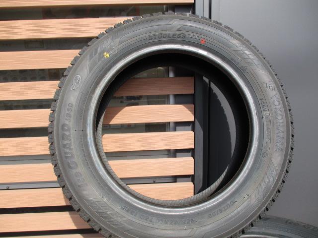ちょっとブレイク。ノーマルタイヤとスタッドレスタイヤって？