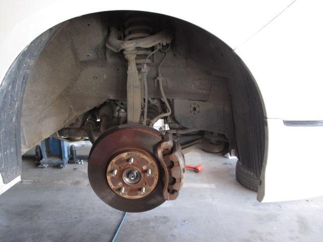 ＨＯＮＤＡ エリシオン 足回りのパーツ交換です(^^)