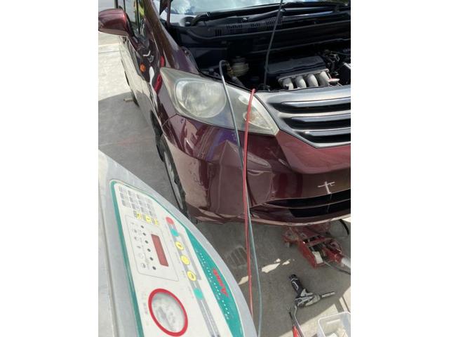 フリード エアコン不調点検 取り換えとガス補充 グーネットピット