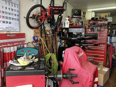 タイヤ交換もお任せ下さい！