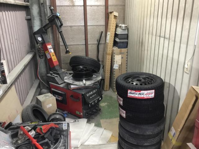 【タイヤ交換の予約受付中】