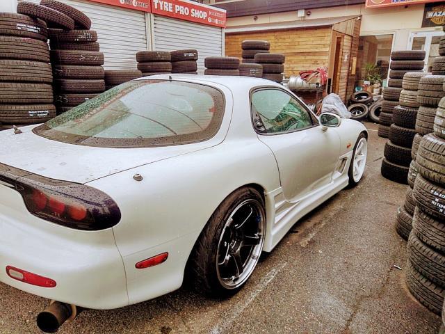 ランクル、ベンツV、RX-7（FD)、ヤリスクロス