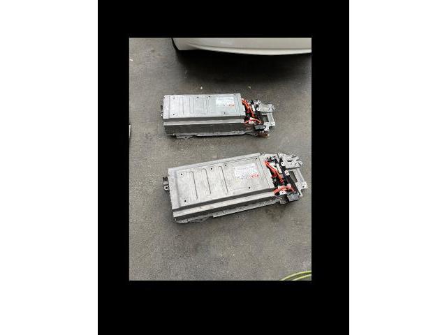 トヨタプリウス　ハイブリッドバッテリー交換
