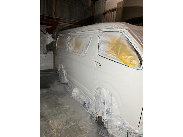 トヨタハイエース　板金塗装　
