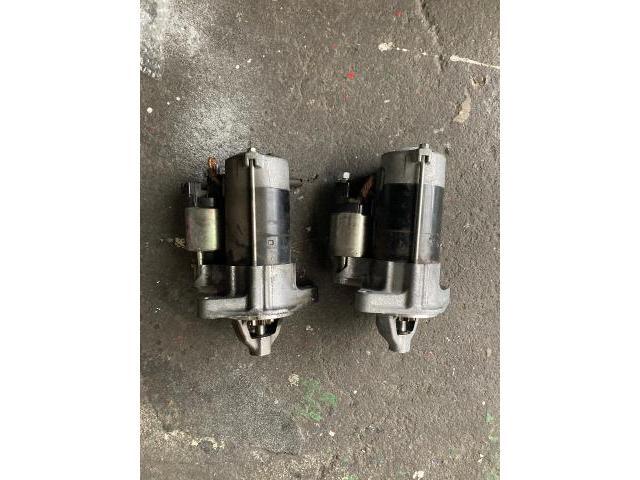 トヨタ　ヴォクシー　ZRR70　電装系修理　セルモーター交換　中古パーツ　郡山市