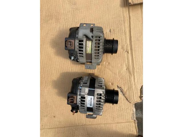 トヨタ　ヴェルファイア　ANH20W　電装系修理　オルタネーター交換　リビルト　郡山市
