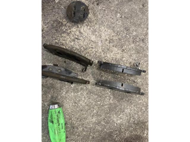 ワゴンＲ　ブレーキパッド交換