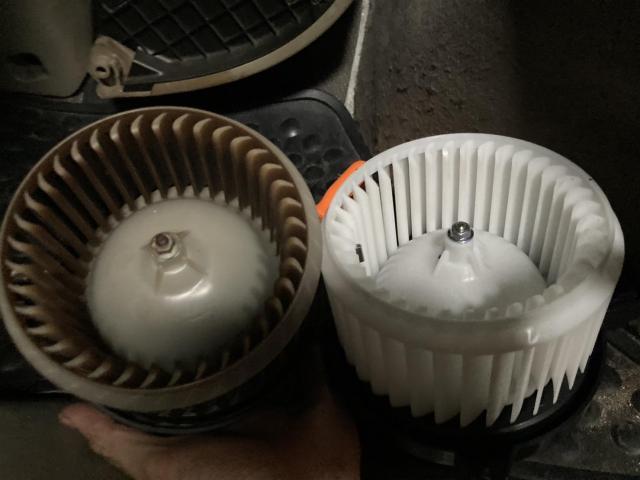 エブリイ　ブロアーファン交換