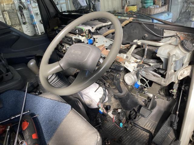 エルフ クラッチブースター交換