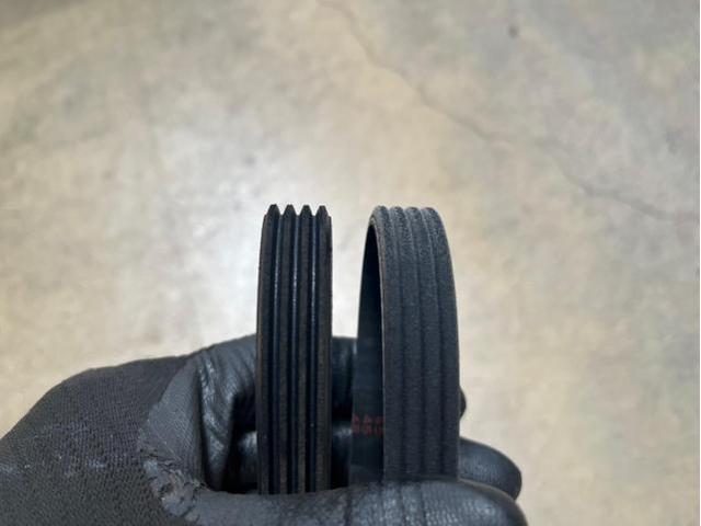 ダイハツ ムーヴ LA100S チャージランプ点灯 充電不良 オルタネータ交換 整備　上網モータース　鳥取　安長　湖山 千代水