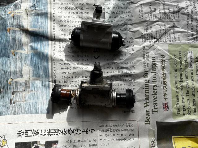 ダイハツ ハイゼット S211P  ブレーキ ホイールシリンダ 車検 整備 定期点検 上網モータース 鳥取 安長 湖山 千代水