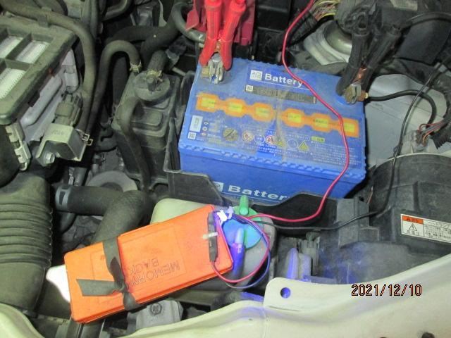 スズキワゴンR MH21S　バッテリー交換　パーツ持込み取付