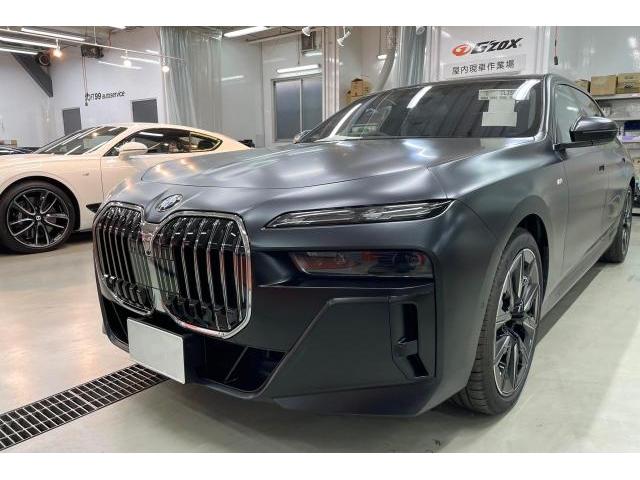 BMW 740i｜プロテクションフィルム施工｜マットブラック化