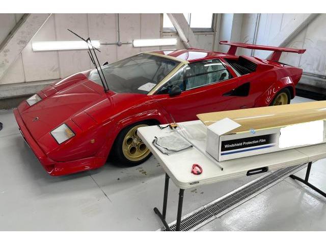 ランボルギーニ・カウンタックLP400S｜プロテクションフィルム｜フロントガラス保護フィルム｜ボディコーティング。