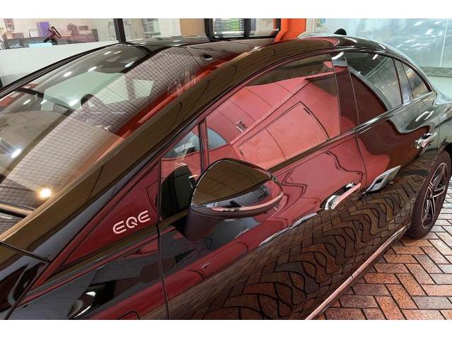 メルセデス・ベンツEQE350＋｜ウィンドウモールラッピング｜ブラックアウト化