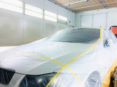 自社内に塗装ブース完備