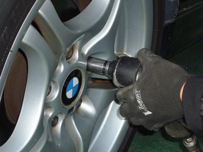 持込でのタイヤ交換大歓迎受付中!!