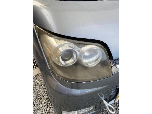 ダイハツ　ムーヴ　ヘッドライト黄ばみ　曇り　クリア塗装　榎本自動車　兵庫県　三木市　神戸市