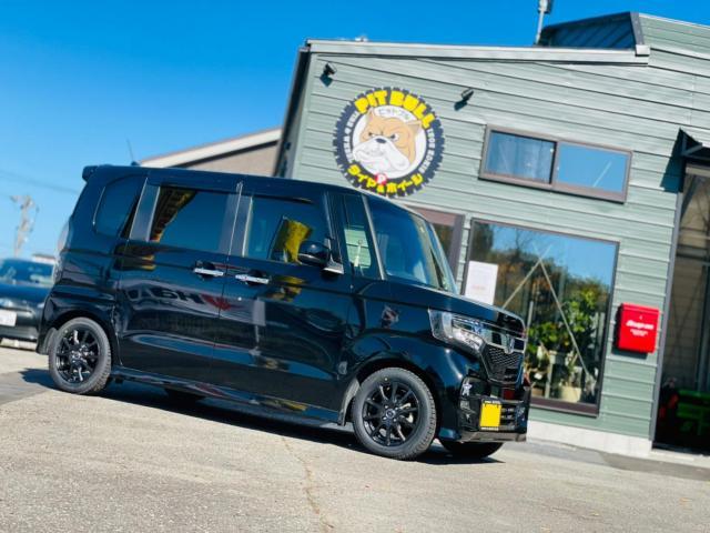 ホンダ N-BOXカスタム スタッドレスタイヤ取付|グーネットピット ホンダ N-BOXカスタム スタッドレスタイヤ取付|グーネットピット
