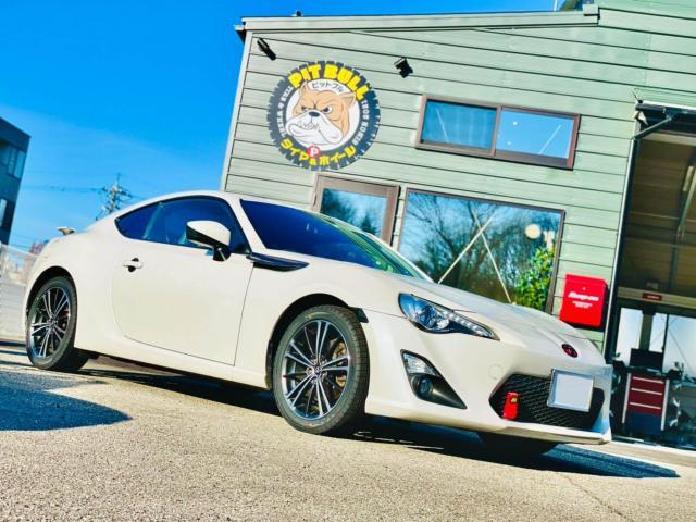 トヨタ86 持ち込みスタッドレスタイヤ組み換え