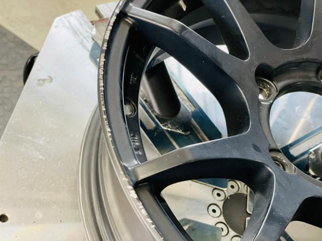 ホイールガリ傷修理！！ ピカピカ綺麗になりました！！