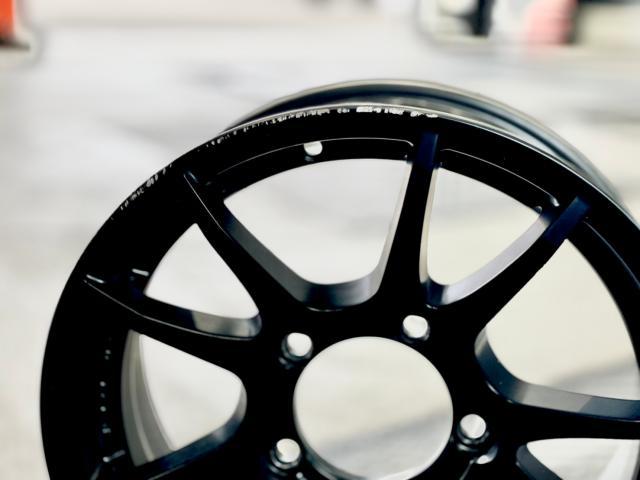 ホイールガリ傷修理！！ ピカピカ綺麗になりました！！