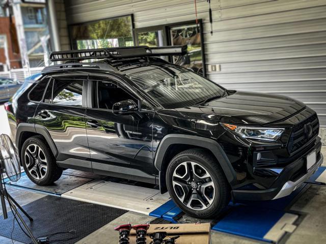 RAV4ローダウンカスタム、ブリッツ製車高調ZZ-R