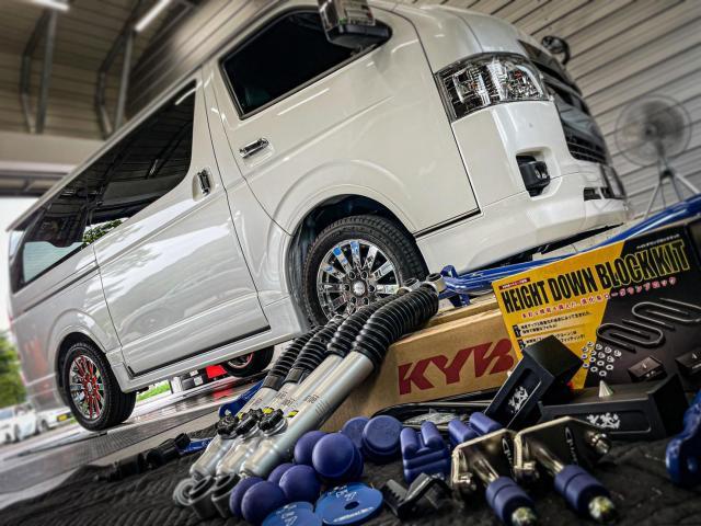 7型ハイエース4WD 1.5インチローダウン&デフ上げブロック施工