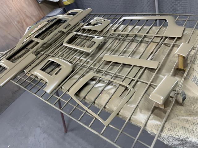 ハイエース　内装カスタムペイント　愛知県　尾張旭市