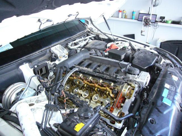 BMW E61 　５シリーズツーリング　オイル漏れ修理　＆　車検
名古屋市西区