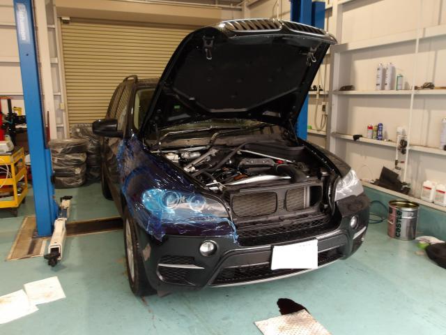 BMW　X5　E70　オイル漏れ修理　カムカバー
名古屋市西区　