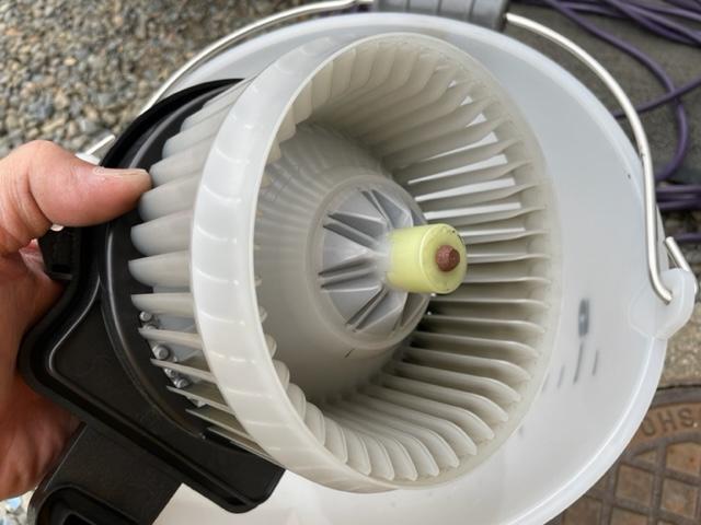 カローラフィールダー　カーエアコンクリーニング　車　エアコン洗浄　エバポレーター洗浄　愛知　岐阜　三重　滋賀