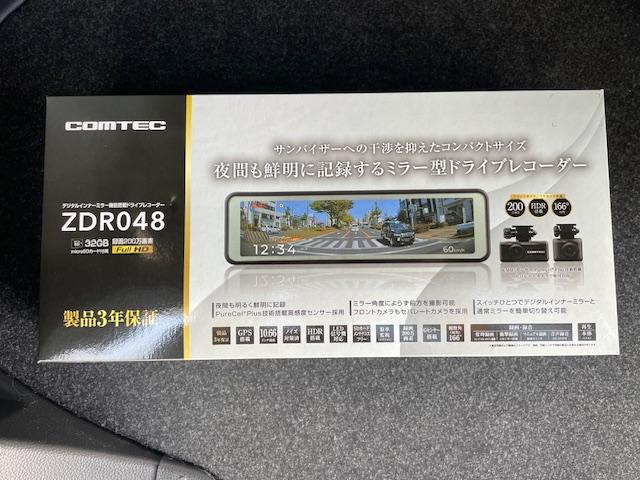 90ヴォクシー コムテック ZDR048 デジタルインナーミラー取付け 90ヴォクシー コムテック ZDR048 デジタルインナーミラー取付け