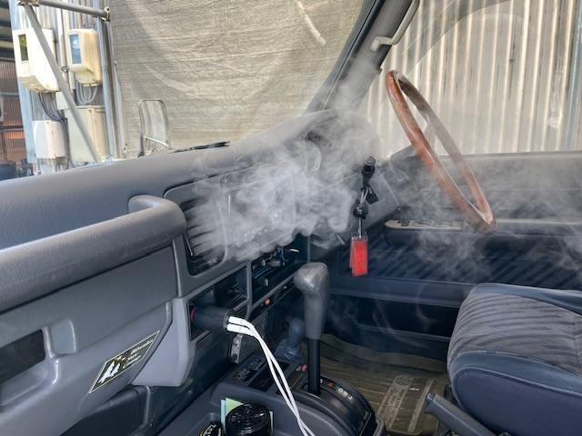 ランドクルーザー７０　カーエアコンクリーニング　エバポレーター洗浄　愛知　名古屋　岐阜　三重　美濃加茂　多治見　可児　関　中津川　