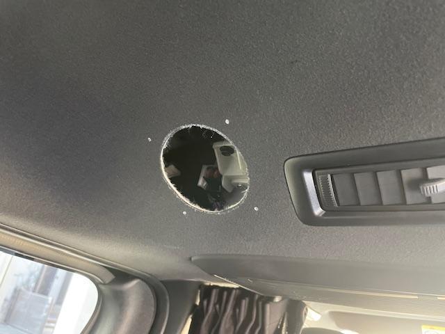 ２００系ハイエース　リヤスピーカー取付け　ルーフスピーカー　愛知　岐阜　名古屋　美濃加茂　可児　関　多治見　中津川　恵那　瑞浪　瑞穂　各務原　大垣　羽島　海津　下呂　高山　飛騨　